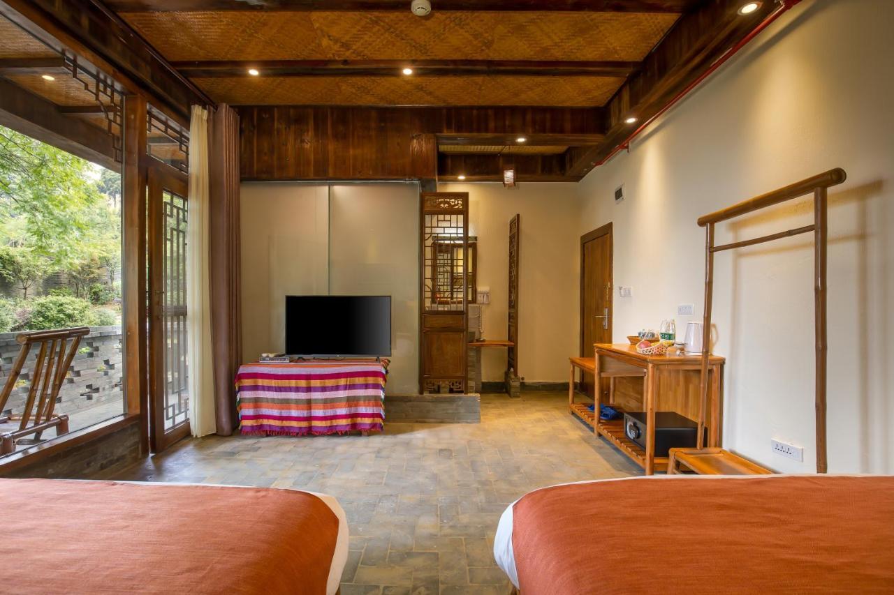 Yangshuo River Lodge Hotel-Free Pick Up From Yangshuo Area Over Three Nights Экстерьер фото